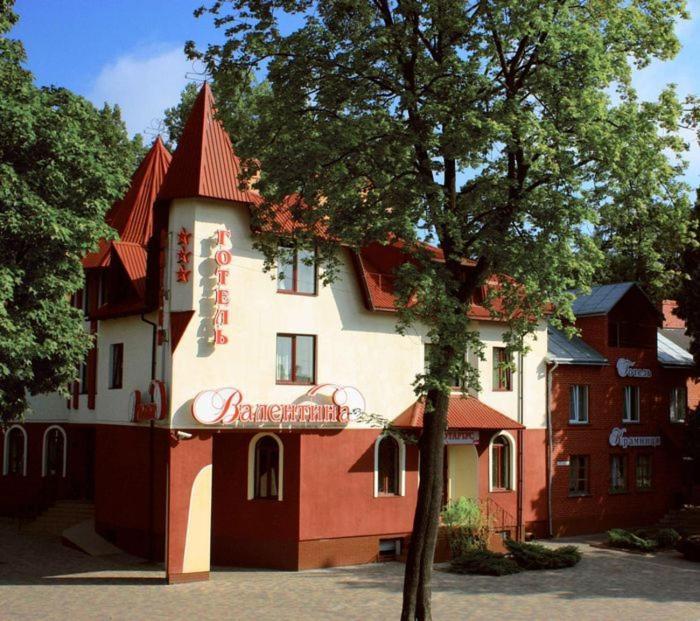 Valentyna Hotel Briukhovychi Exterior photo